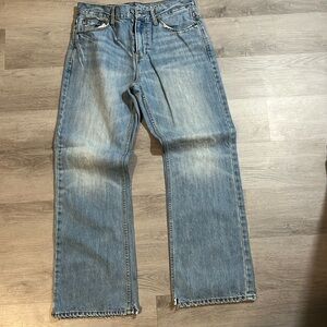 American Eagle men’s 32x32 bootcut jeans.